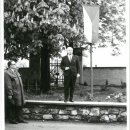 1975 Výstavba pomníku Rudoarmějcům a slavnostní odhalení